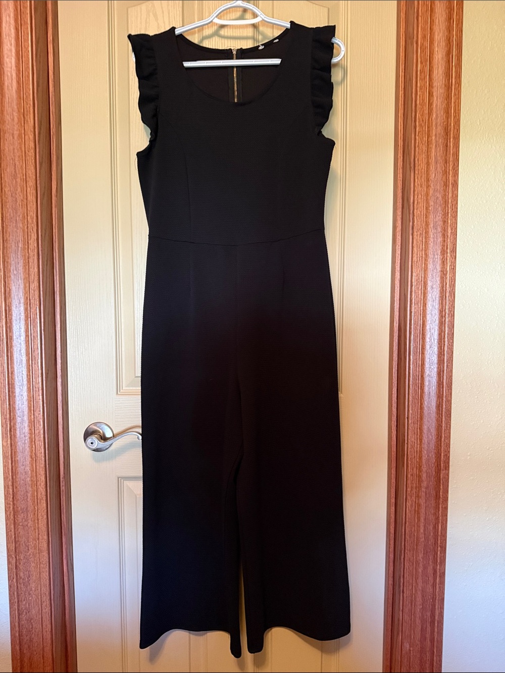 Women’s Black Sleeveless Ruffle Jumpsuit